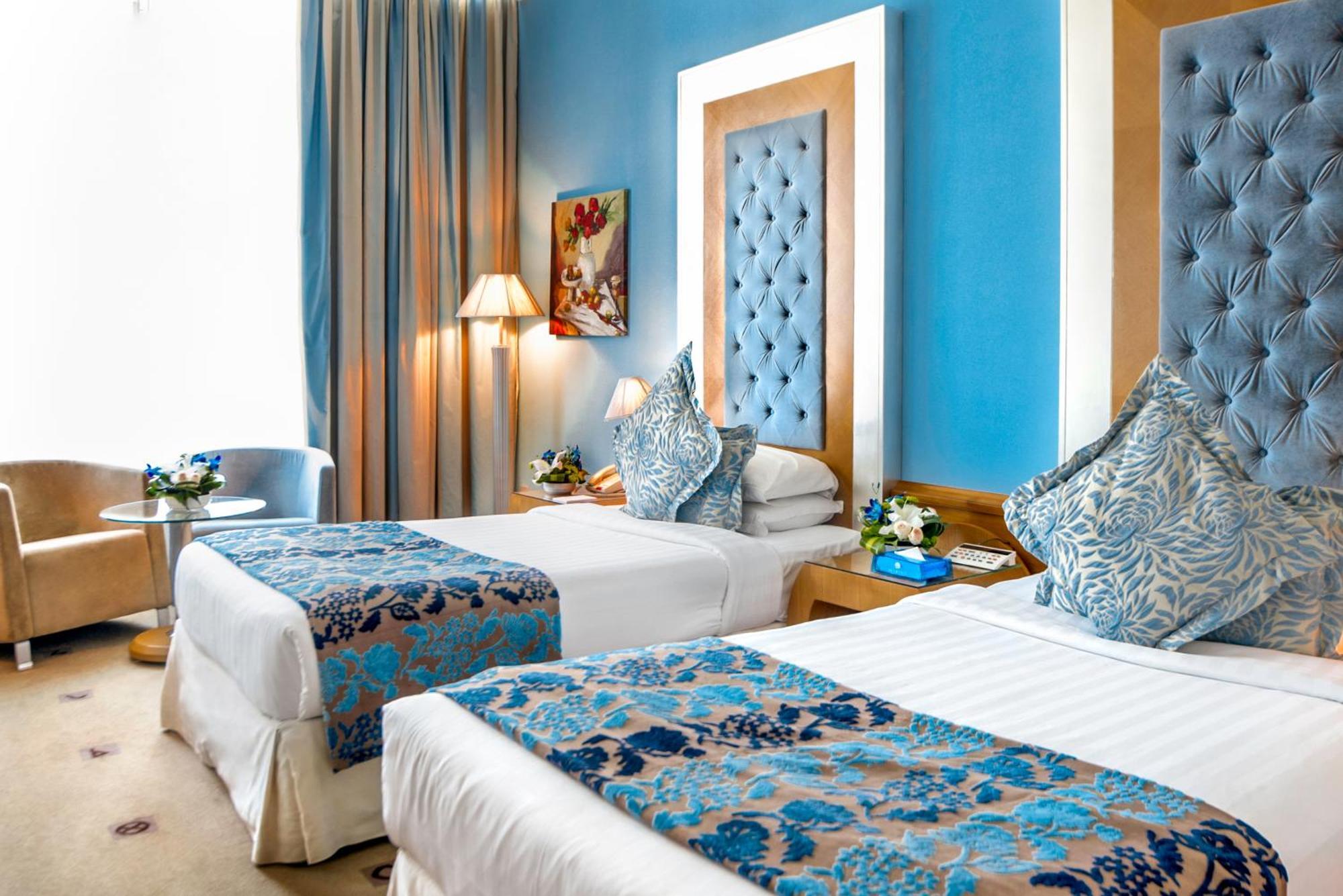 Marina Byblos Hotel Дубай Экстерьер фото